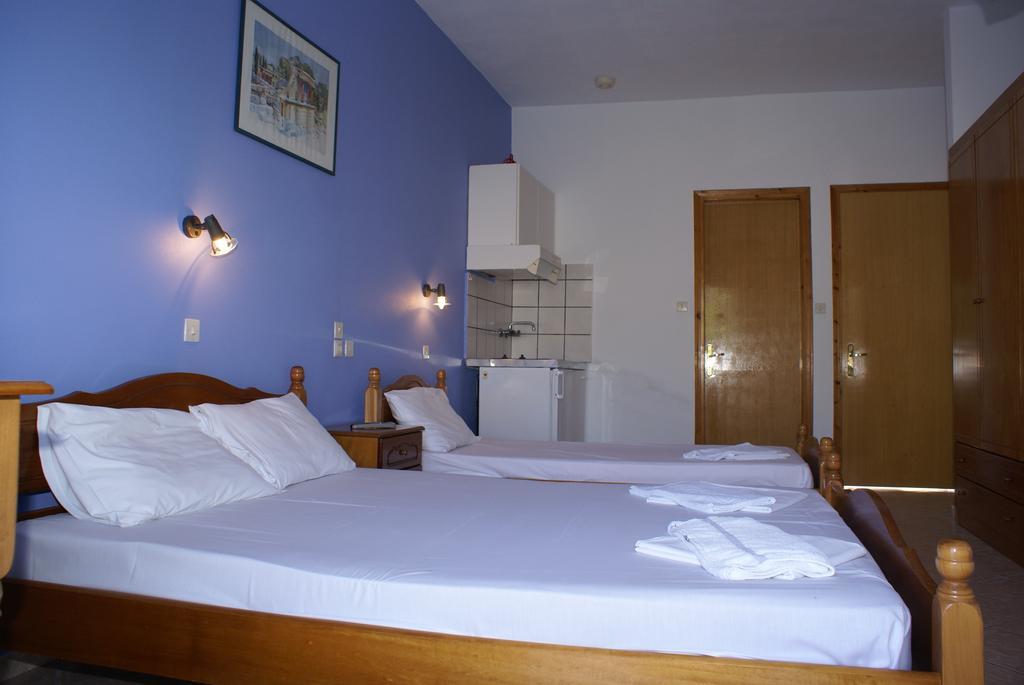 Andrianna Apartments Ammoudia Bilik gambar